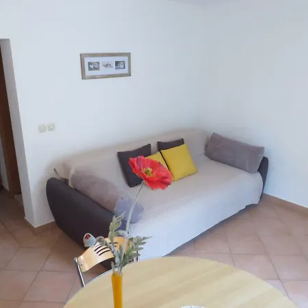 Argus Apartment